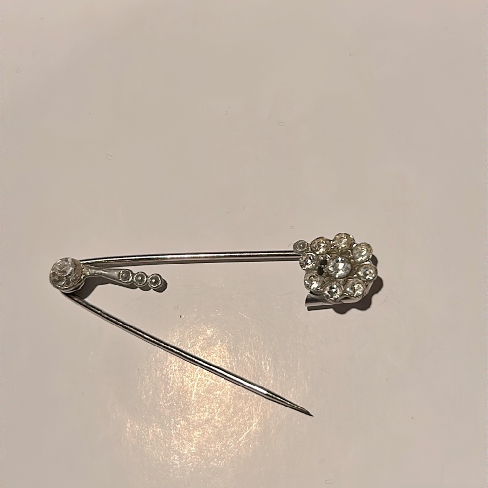 Fun, Rhinestone Oversized Safety Pin Style Brooch - Picture 3 of 6